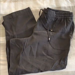 Mid-Rise Plus Size Pull On Cropped Utility Pants